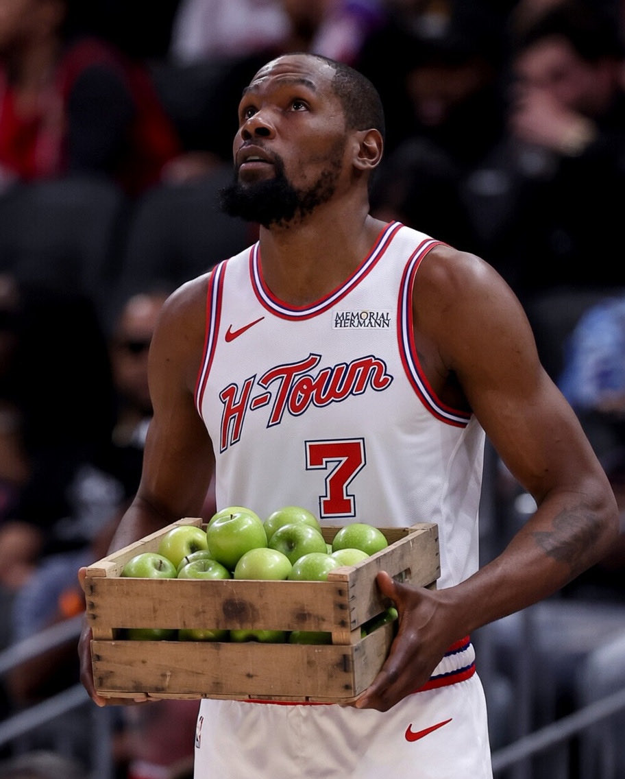 Johnny Applepeel tweet media