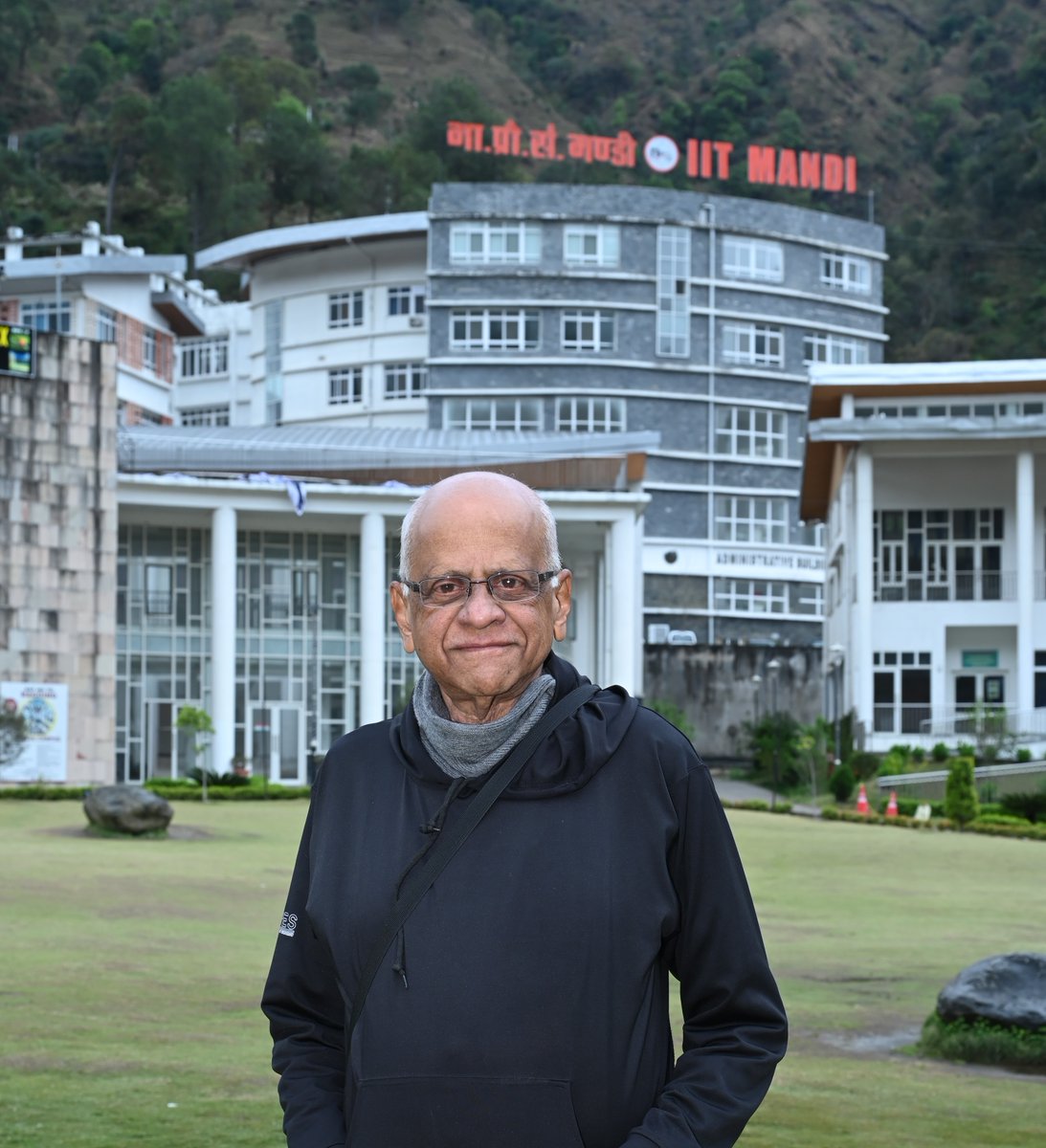 Director, IIT Mandi tweet media