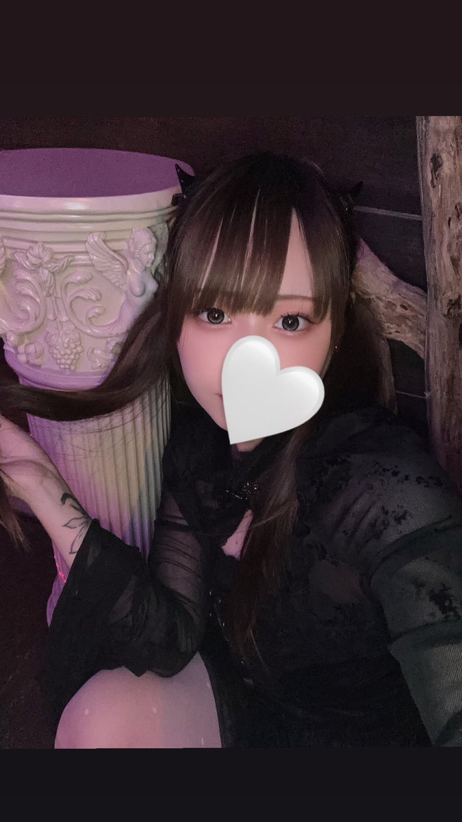 なつ tweet media