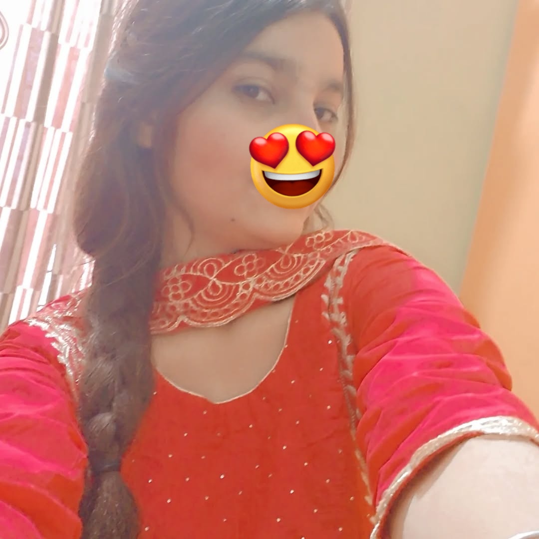 DevilQueen676's tweet photo. Jis jis ny mujy eidi Bhejni apna name list ma add karwaye 😂😍 https://t.co/kFY0IeS3Yk