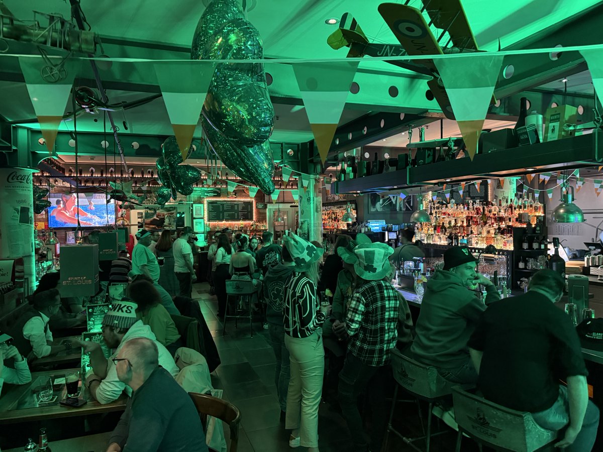 Thomas Mack tweet media