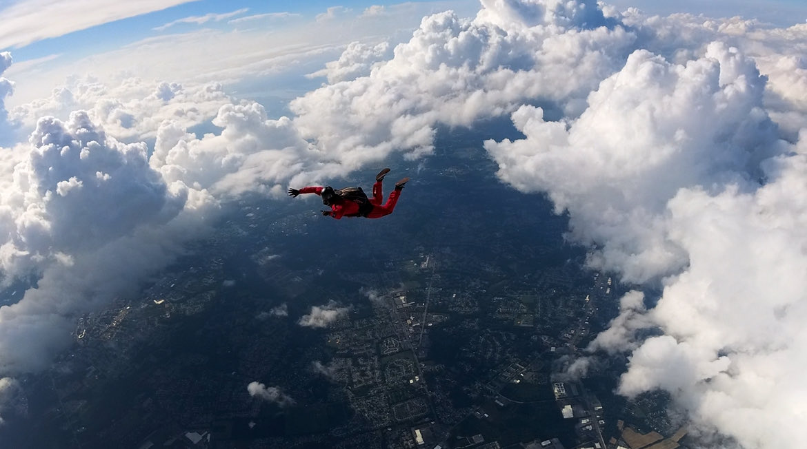 trevohnj28's tweet photo. Recording my jumps skydiving! https://t.co/vq2H75SnOm