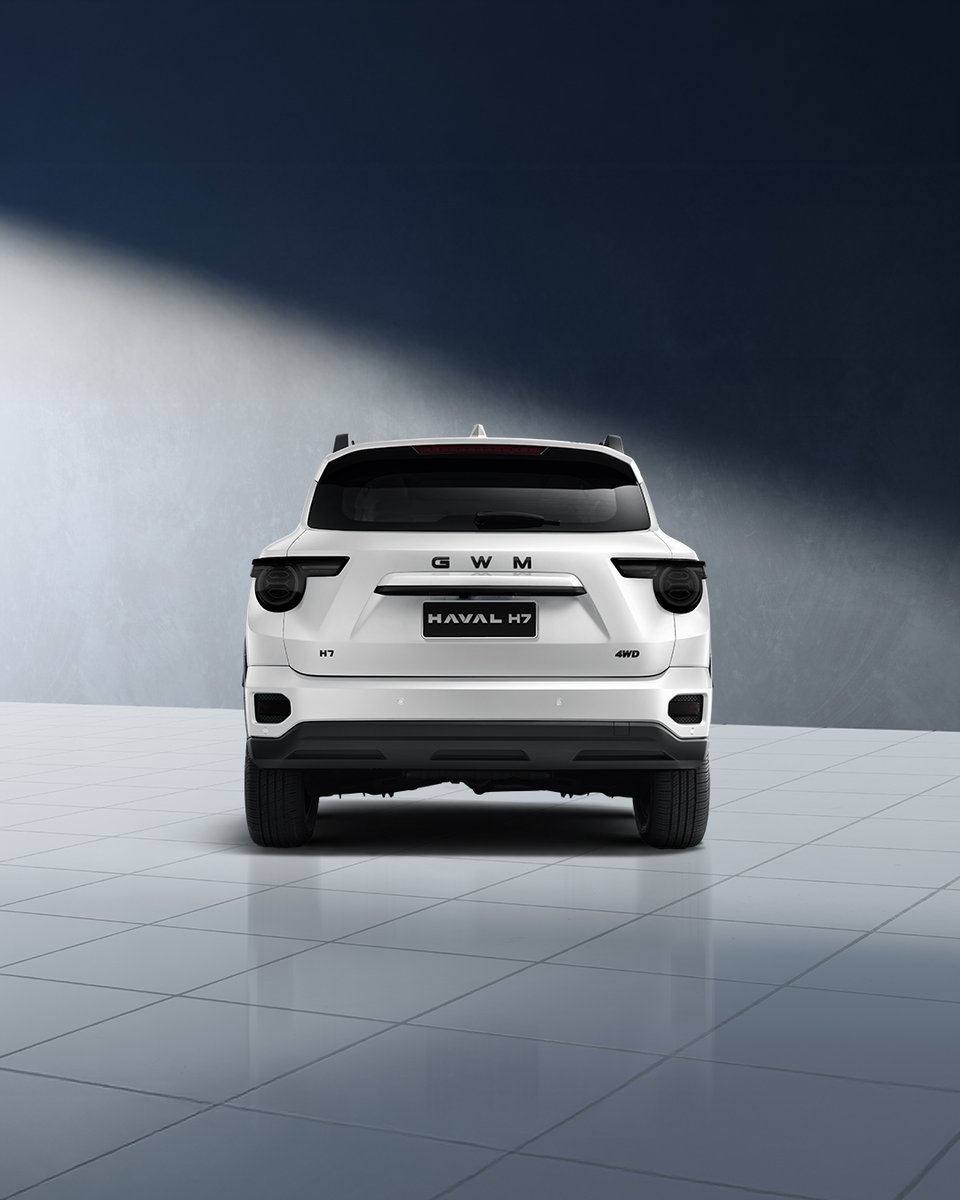 gwmsouthafrica_'s tweet photo. With blacked-out rims, mirrors and front grille, ​in the HAVAL H7 Black Edition, you’re always going ​to be the one to watch.​
​
#HAVALH7​
#H7BlackEdition​
#GWMSouthAfrica​
#GoWithMore https://t.co/0hXRfHHQg9