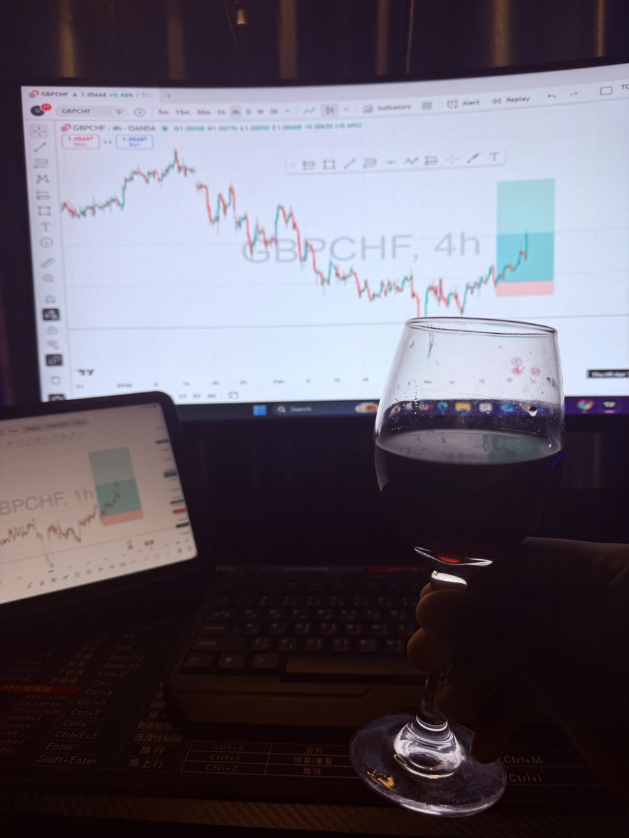 Crypto Godwin tweet media