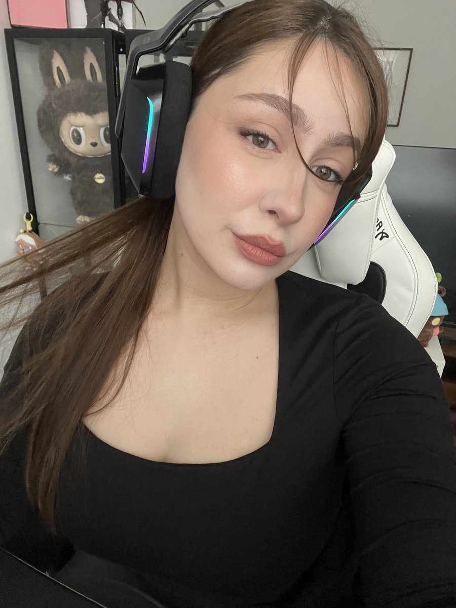 Troubleinc. tweet media