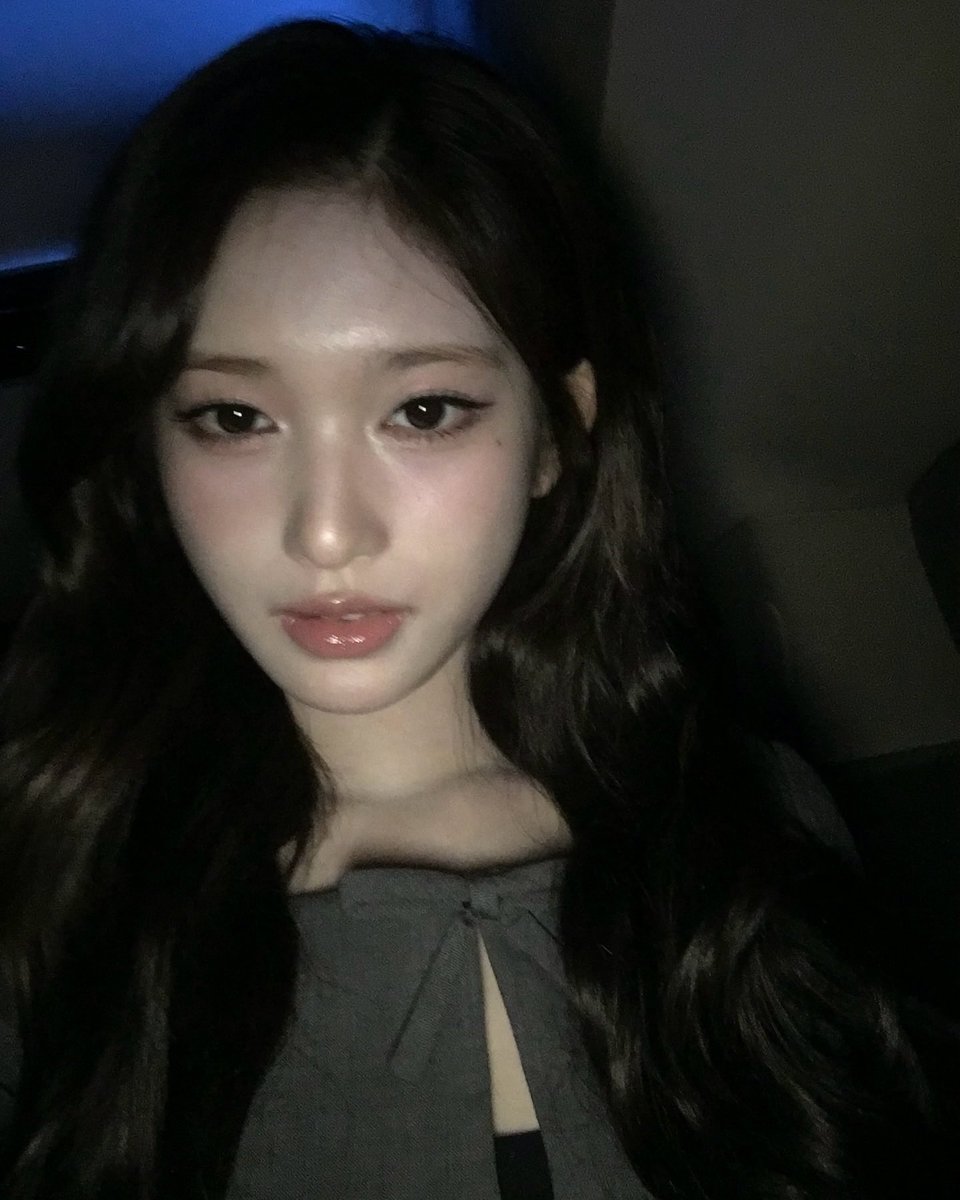 Little Leeseo tweet media