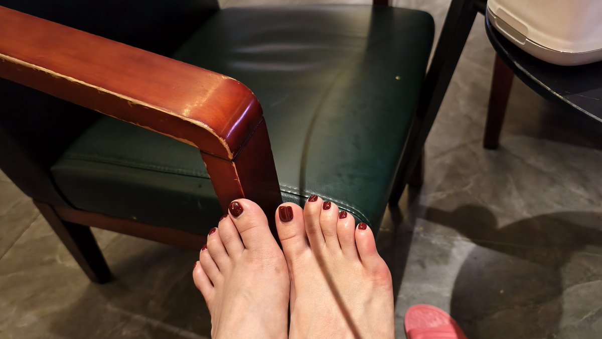 Amy(女大红杏) tweet media