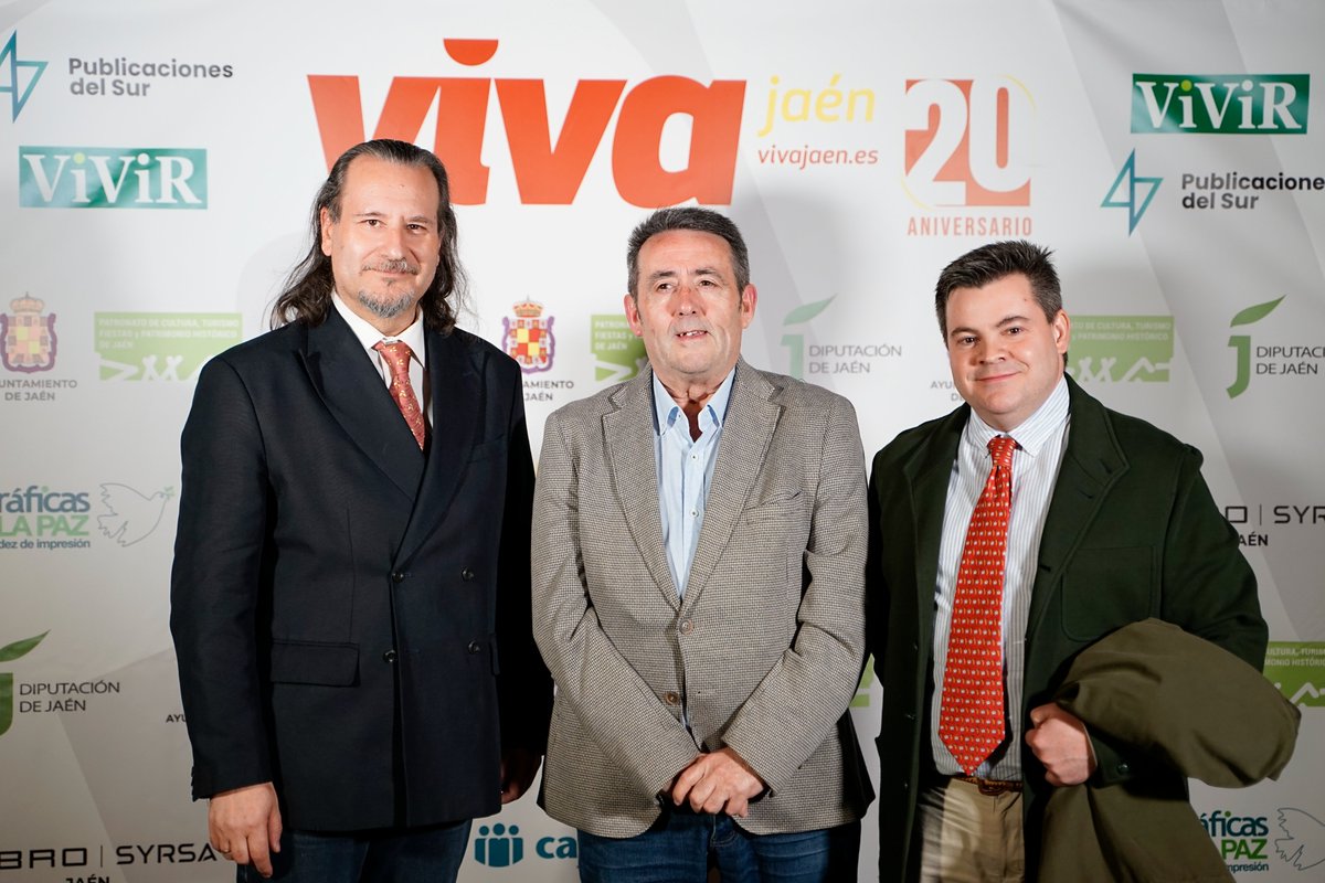 Viva7TVJaen's tweet photo. ❤️ ¡Nos faltan palabras para describir lo que vivimos ayer!

Gracias a todos los que lo habéis hecho posible: ayer, hoy y durante 20 años.

¡Seguimos! 

#20AniversarioVivaJaen https://t.co/r7GbQGYwAk