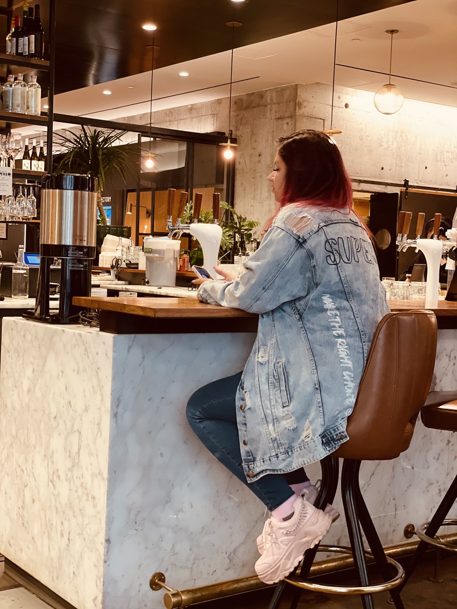 Kristina Azarenko Sparks 💬 tweet media