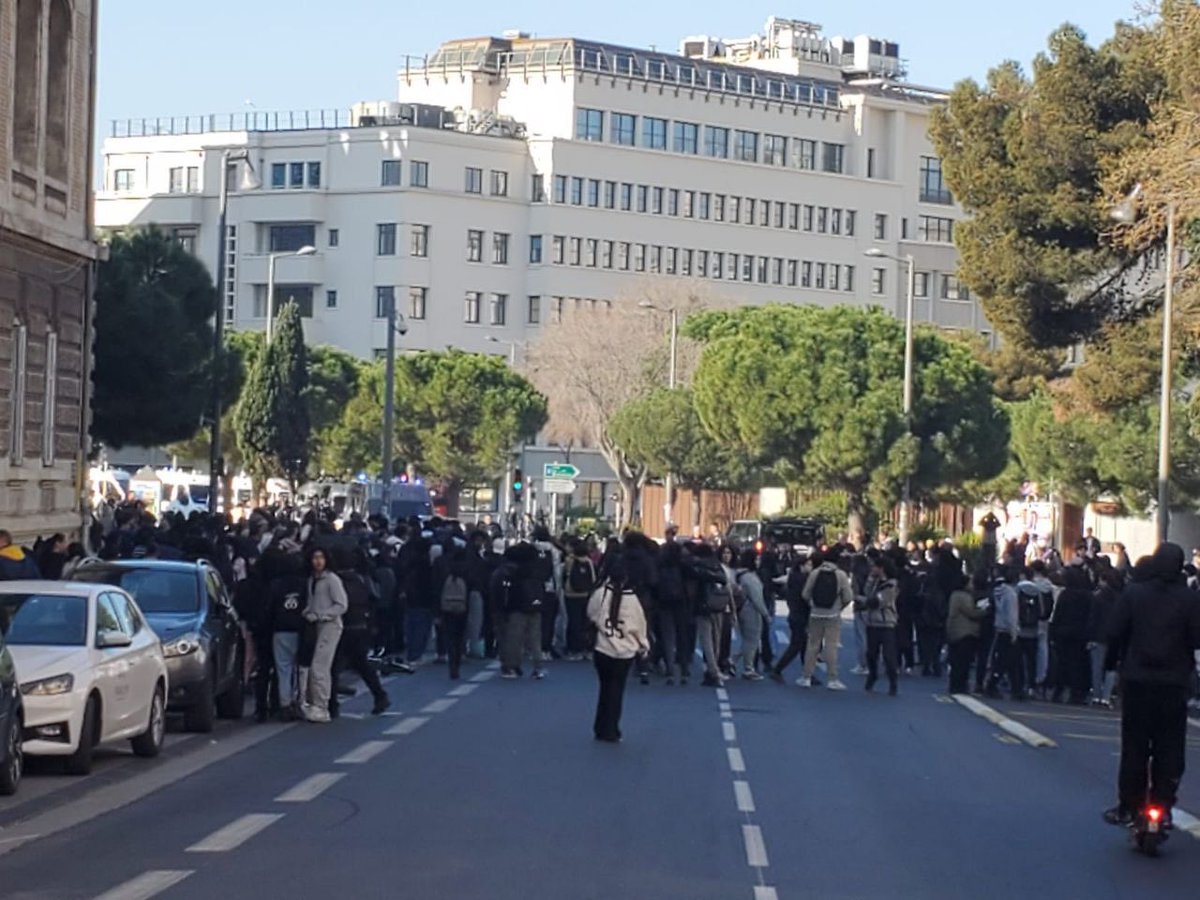 Charlotte Deweerdt tweet media