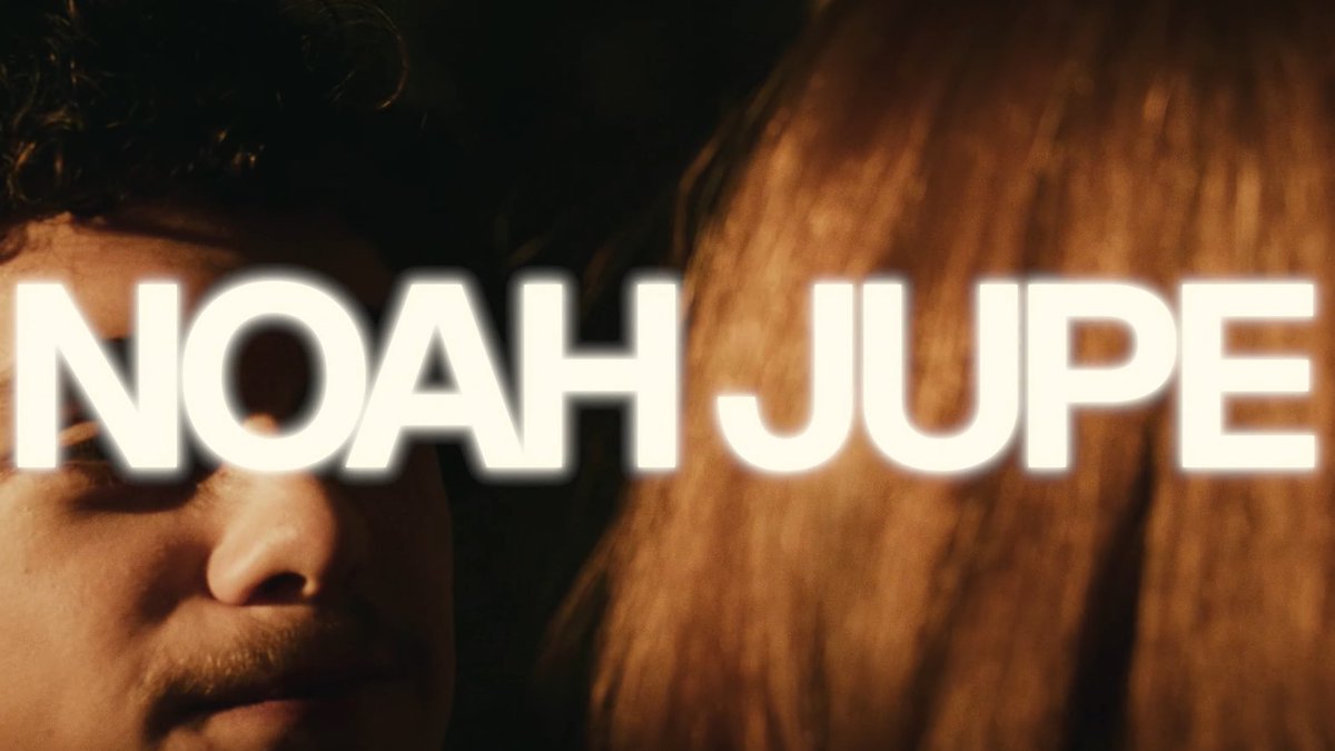 sadie sink posts tweet media