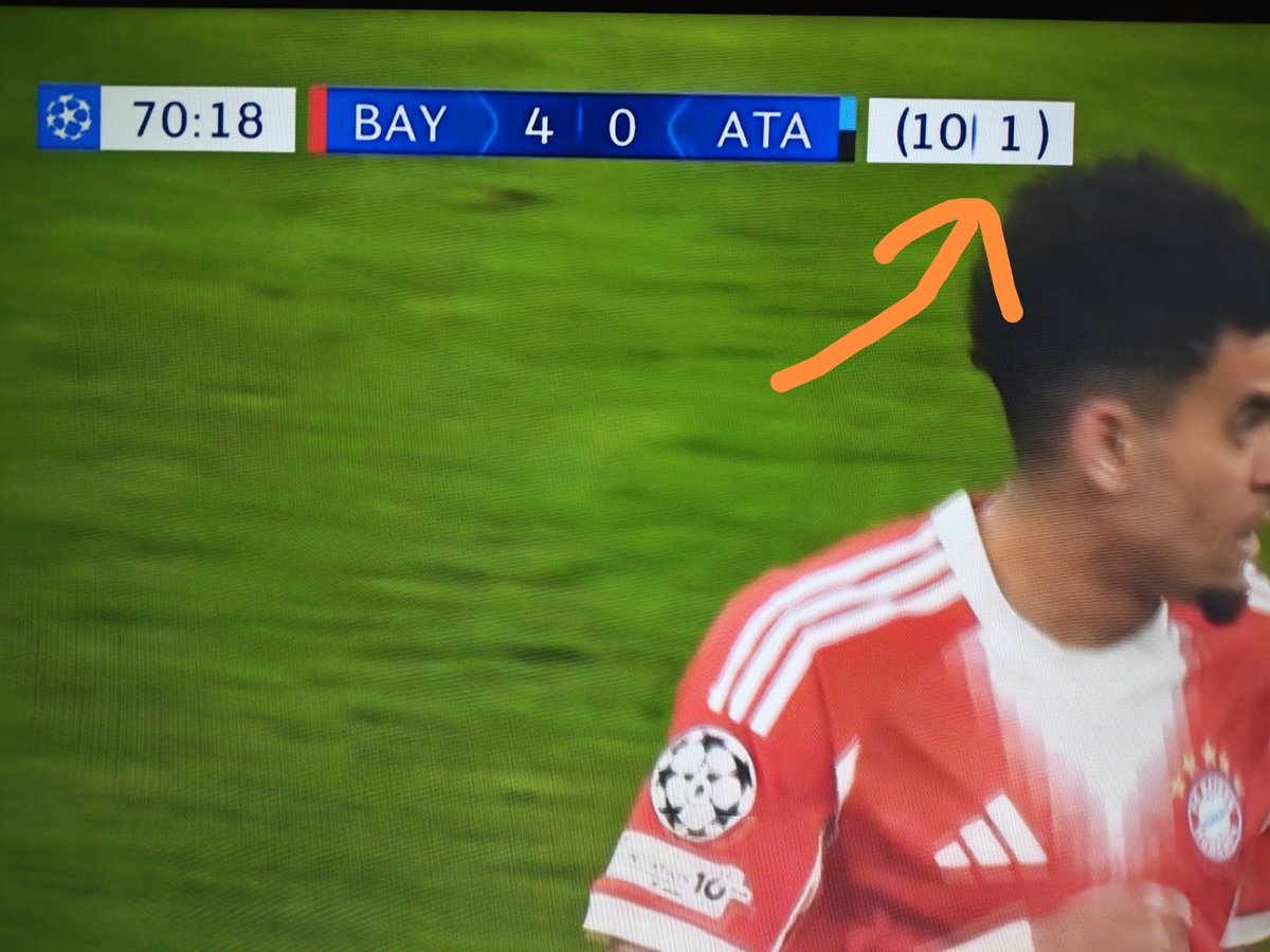 Out Of Context Football tweet media