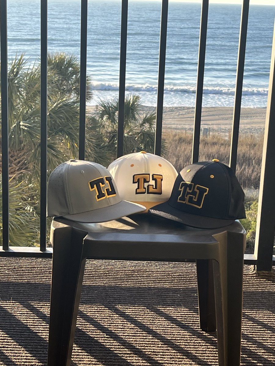 Tim Vickers tweet media