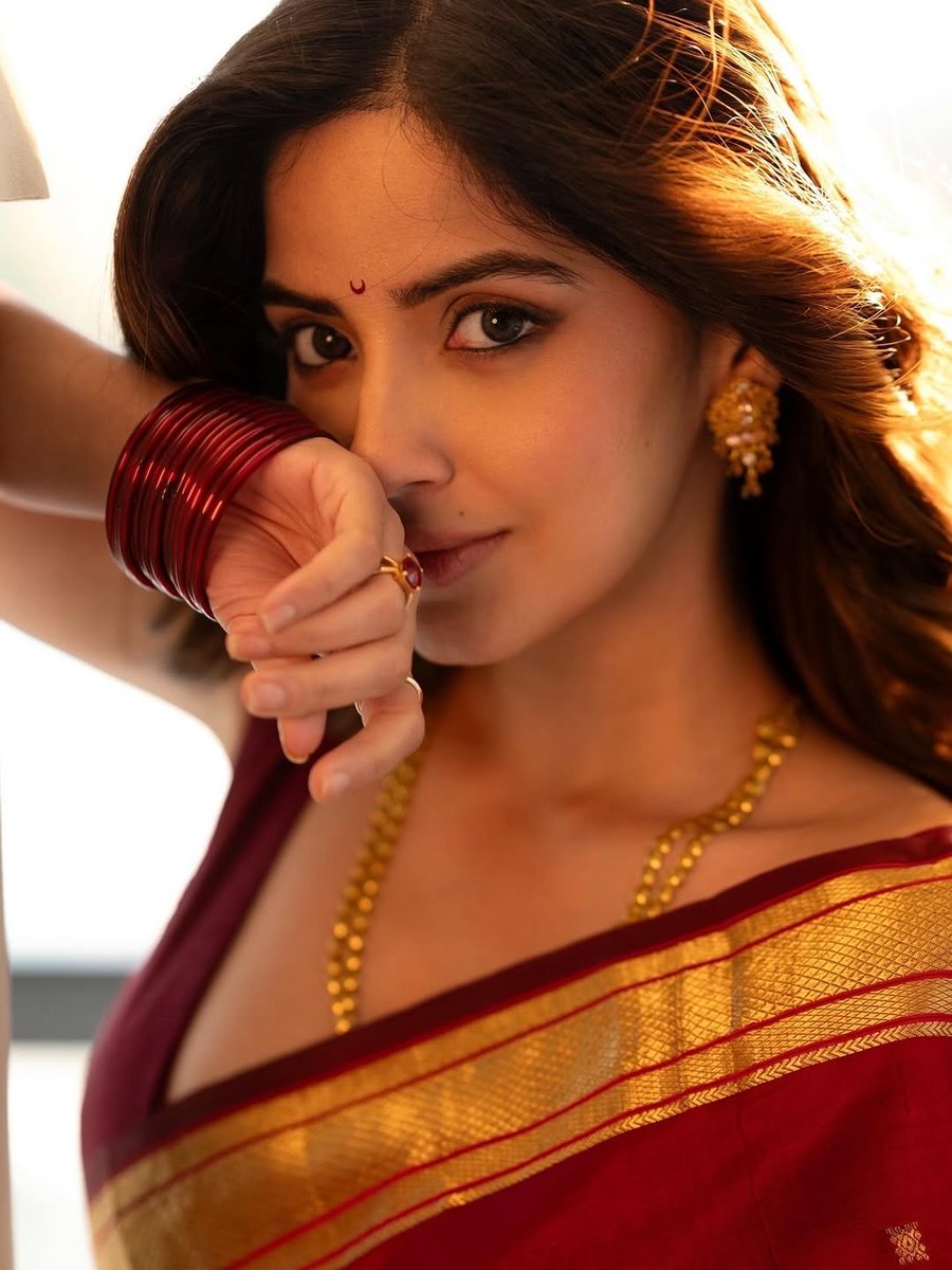 Star Gallery tweet media