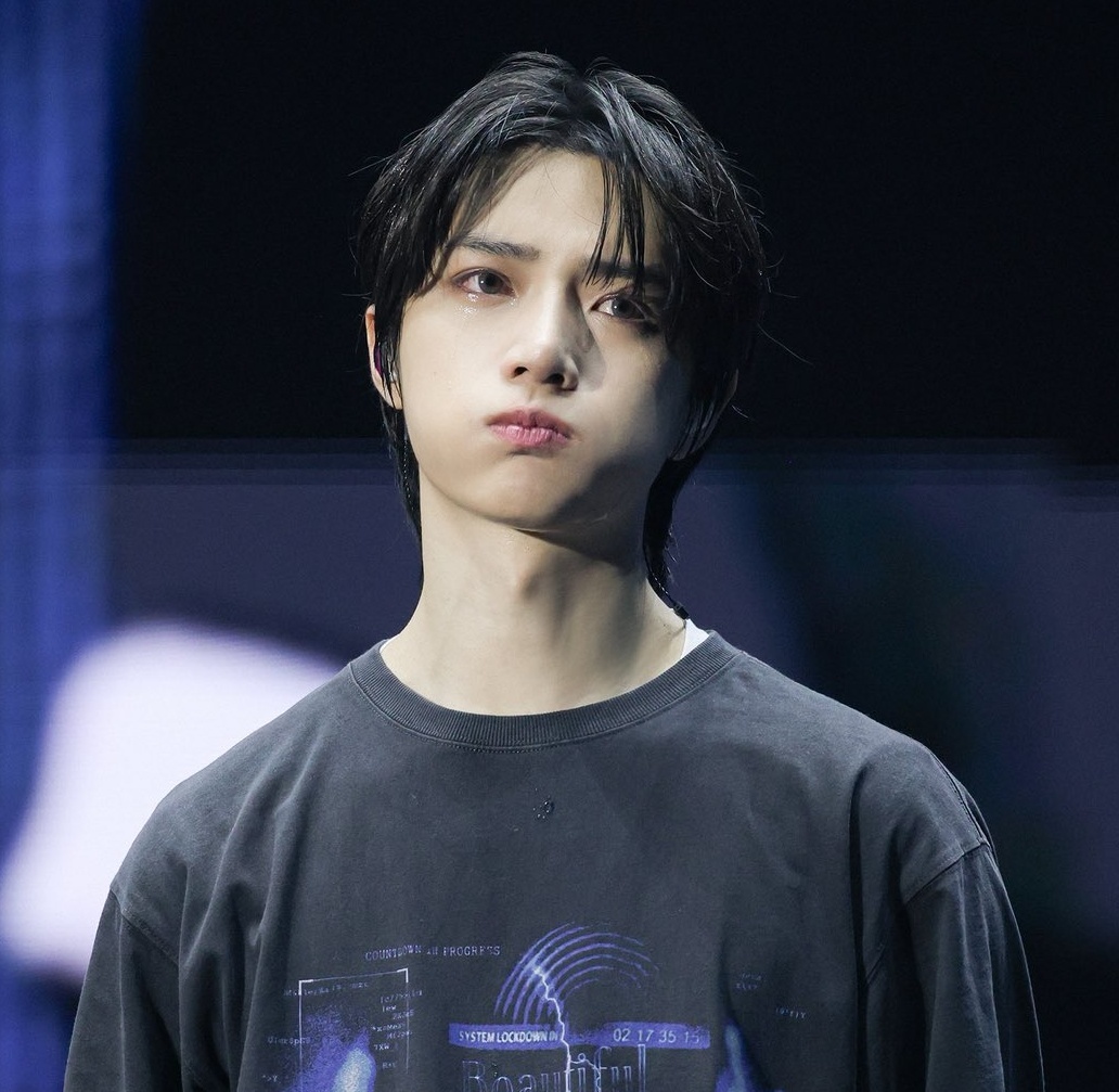 starfess's tweet photo. Tanggal 13 kemarin, beomgyu ultah. Tapi bukannya ngadain birthday party, beomgyu malah ngelakuin operasi amandel hari itu 😭 Katanya sih sakitnya gak seberapa, yang nyiksa dia karena cuma bisa makan bubur selama 2 minggu 🤏 -star https://t.co/IBKkGFxbyj