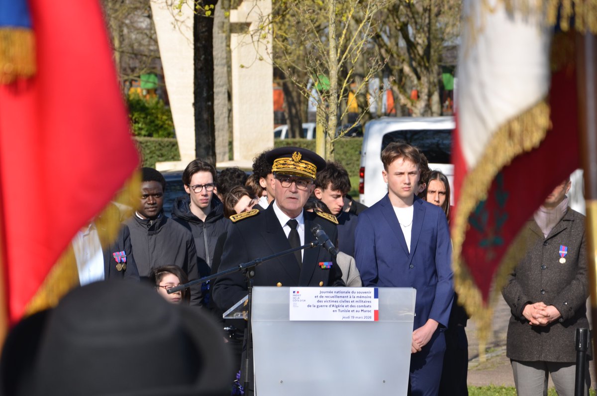 Image de Préfet Bourgogne-Franche-Comté Préfet Côte-d'Or : #DevoirDeMémoire 🇫🇷

Le préfet Paul Mourier présidait ce matin, à #Dijon, la cérémonie du souvenir