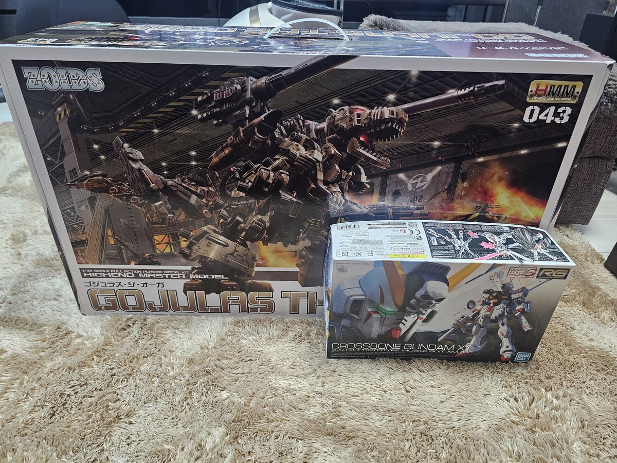 gaiseric79's tweet photo. いつ作り始めるか…ディープストライカーも届いたのに🎁 https://t.co/OpSqBVdz28