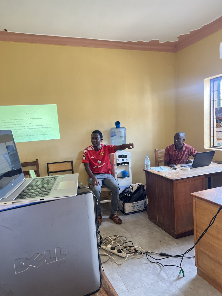 Radio Comnetu News tweet media