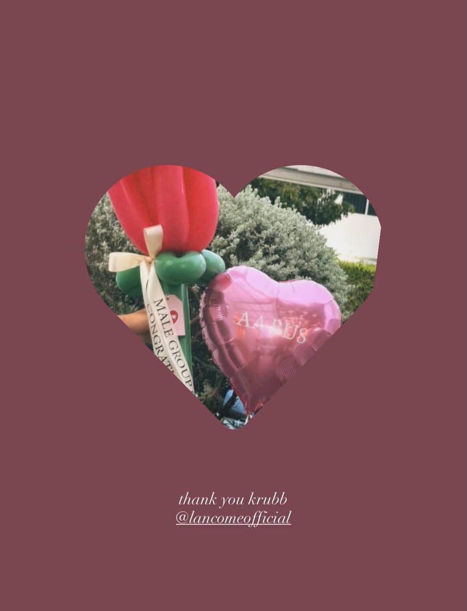 พี่ Lancome ส่งดอกไม้มายินดีกับน้องเอเอ  ในโอกาสที่ BUS ชนะรางวัล MOST POPULAR MALE GROUP OF THE YEAR 🎉 ของ Toty Music Awards ค้าบบบบ💐 ดอกไม้น่ารักม๊ากกก🎈🌹🍑

AA Friend of Idole  
#AAashirakorn 
#LancomeIdolexAA 
#FriendofIdole 
#IdolebyLancome 
#LancomeFragrance