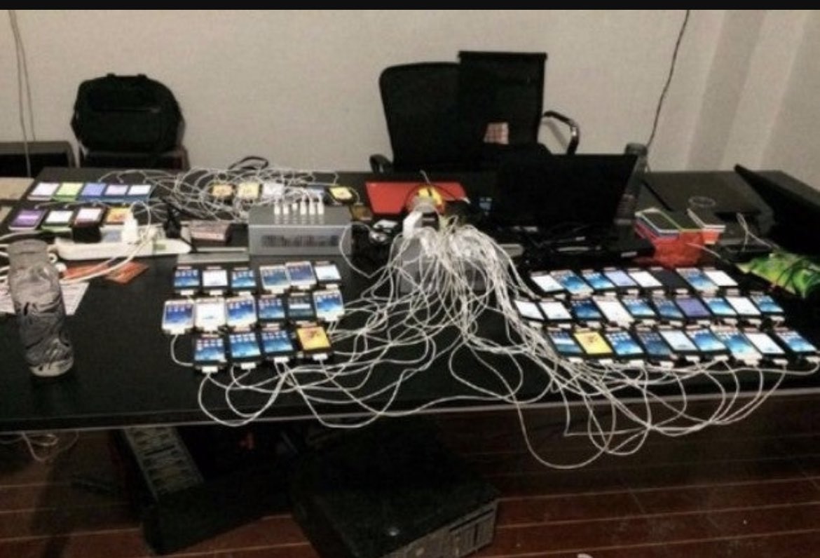 Kris Tee Lee tweet media