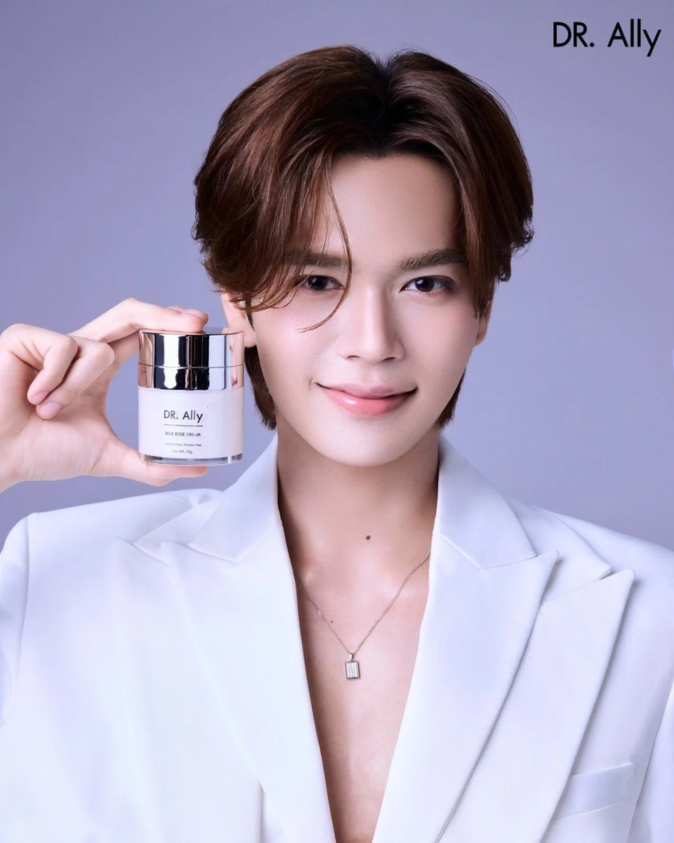 ยินดีกับน้องม้าคกับการได้รับโอกาสที่ดีในการได้เป็นพรีเซนเตอร์ หนูเหมาะสมมากลูก

MARKJRTN PRESENTER DRALLY BLUE ROSE

#DrAllyxMark
#markjrtn
#DRAllyBlueRoseCream
#ครีมมอยส์ที่มาร์คเลือก