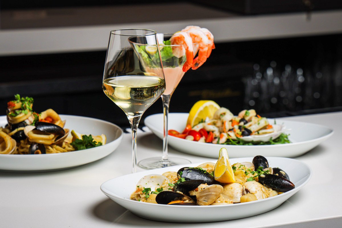 Have you been to Mama G’s yet? They have been open about a month at Pittsford Plaza. If you haven’t, then check them out! Delicious!