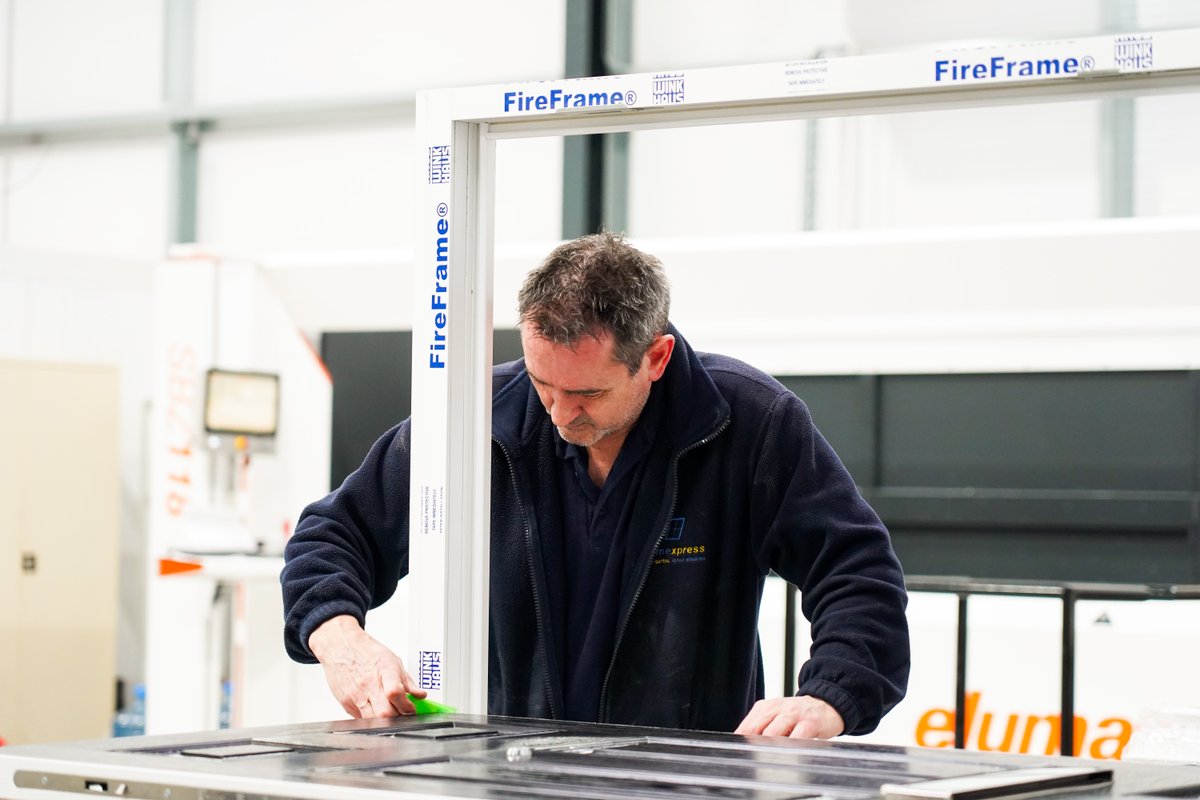 framexpress team tweet media