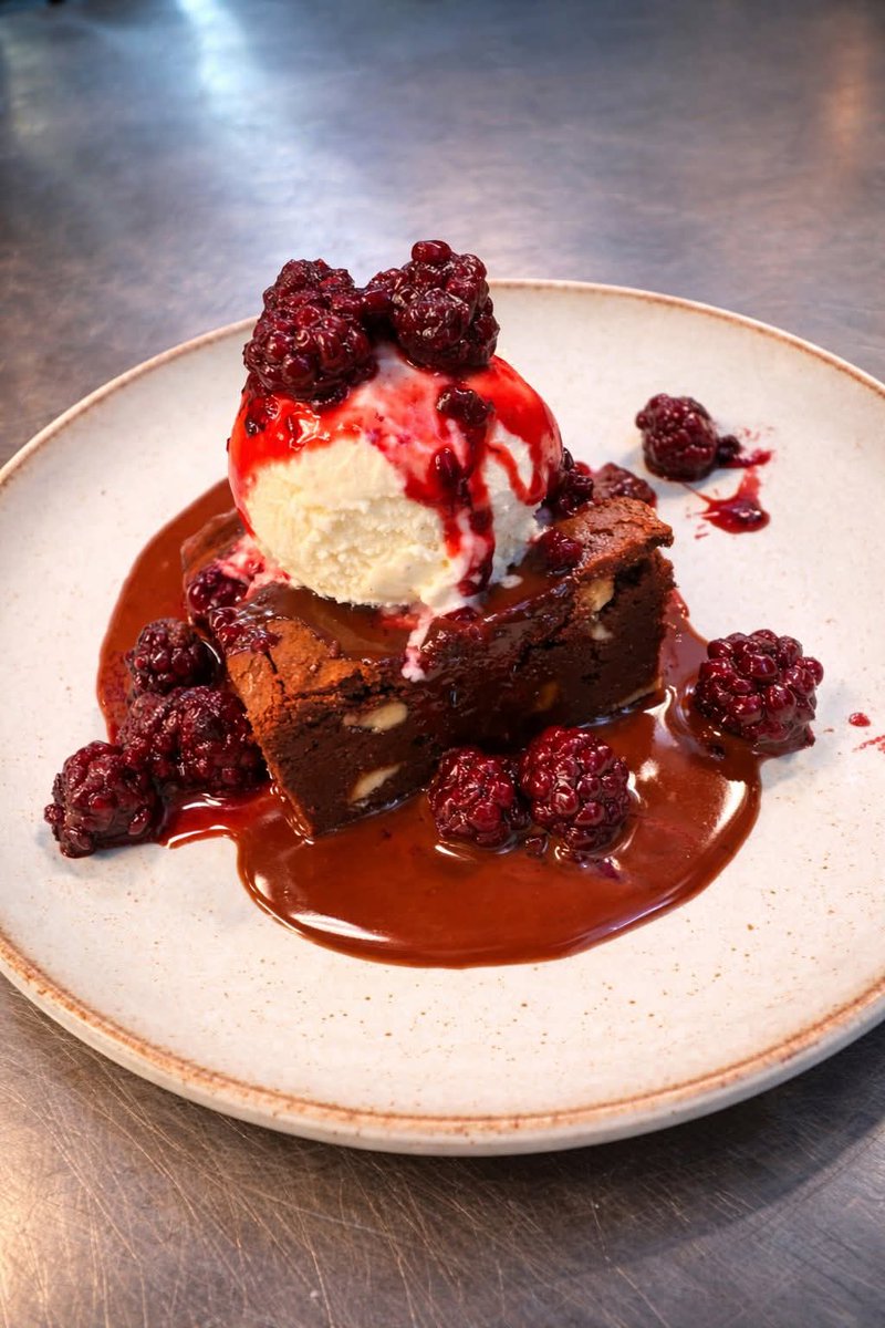 ClaLola's Café/Angel Claire & Lola tweet media