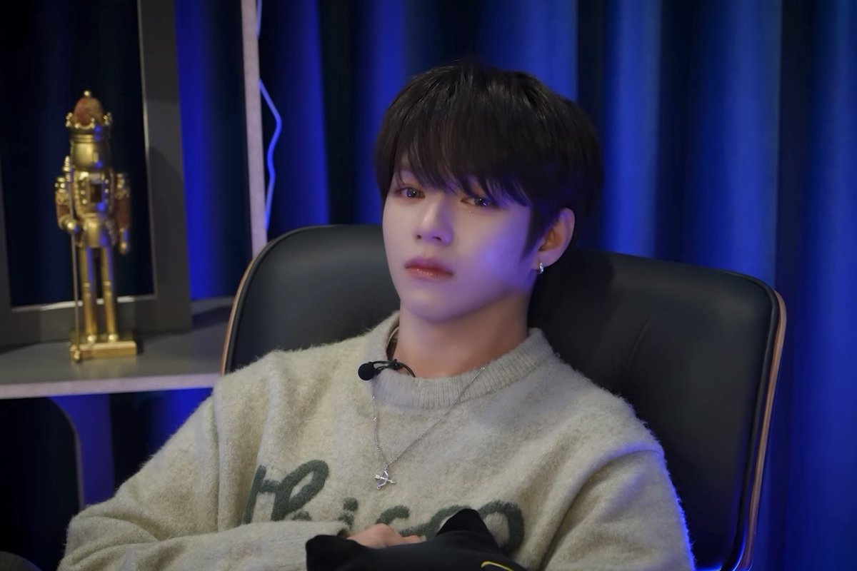 starryence tweet media