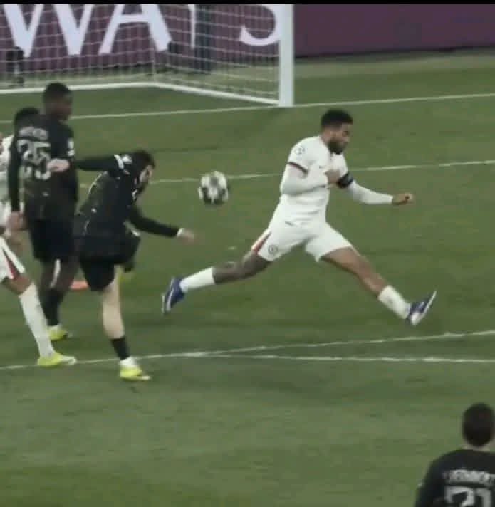 Oluchi_react tweet media