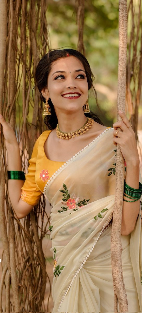 Visual700's tweet photo. #deepthi 🥰😍 https://t.co/tGl68FJidT