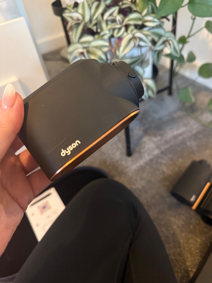 𝐍𝐀𝐓𝐀𝐒𝐇𝐀 𝐒𝐓𝐄𝐀𝐃 tweet media