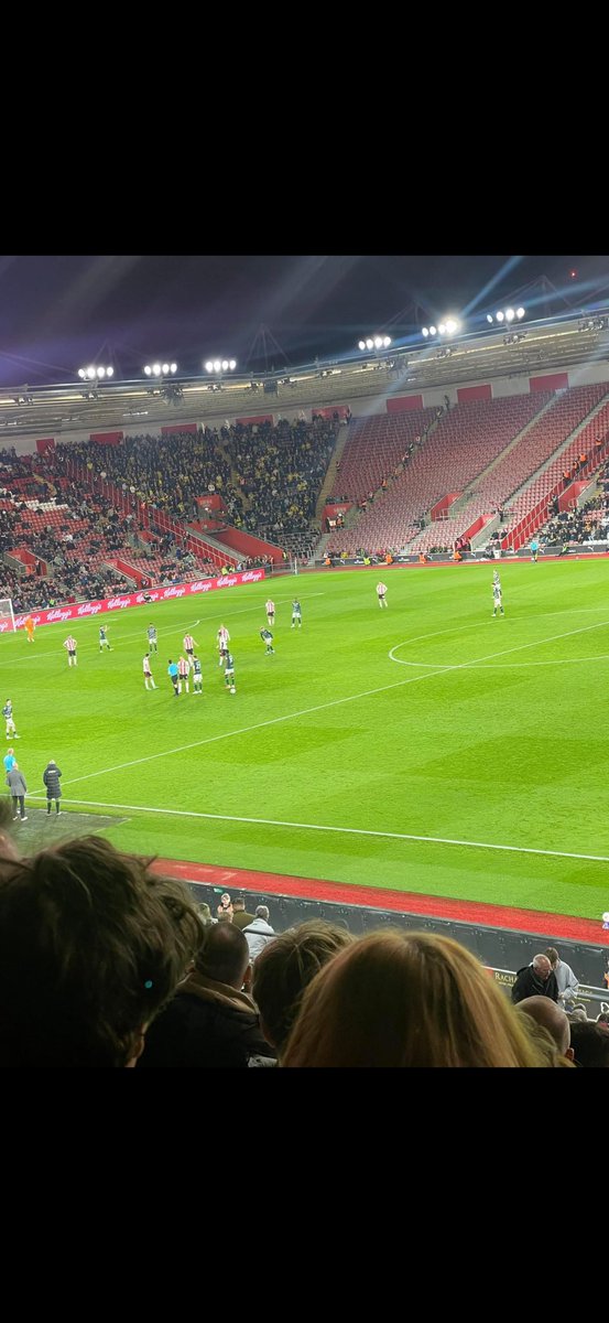 Ed Baker 🇨🇱 tweet media