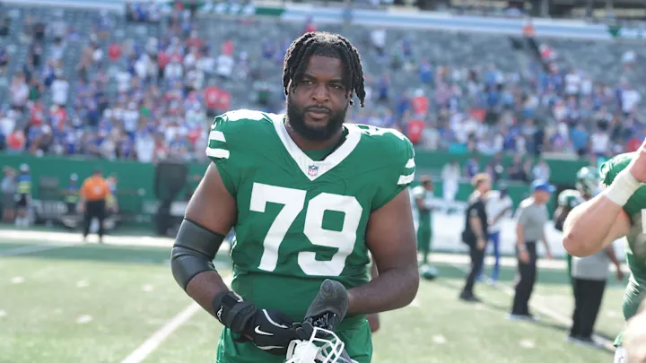 O contrato do Jets com o OT Chukwuma Okorafo: 
1 ano
US$ 1,487 milhões
US$ 187,5 mil de bônus por assinatura
US$ 1,1 milhões totalmente garantidos
#Jets #NFL #NFLBrasil #TakeFlight