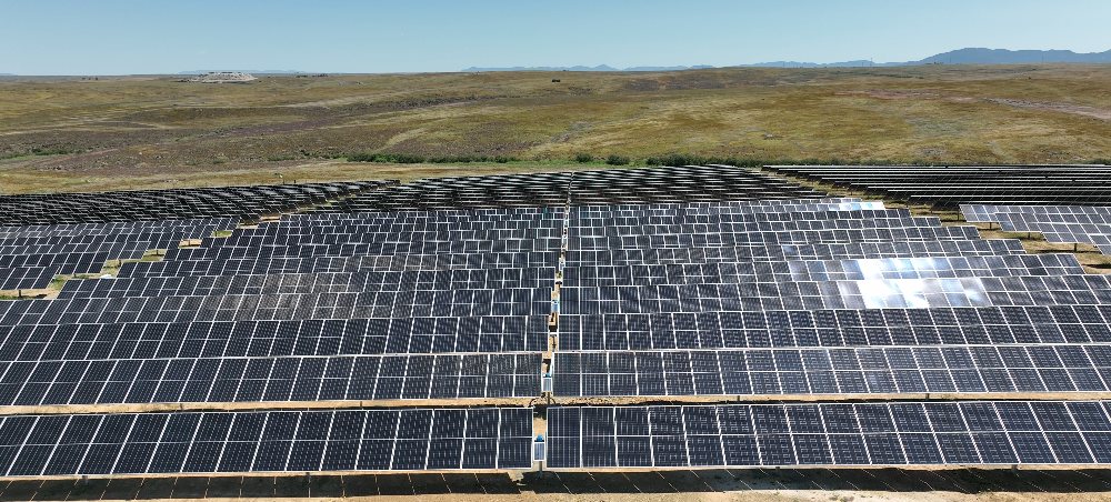 El colaborador de la nueva edición de Expoenergea, <a href="/Naturgy/">Naturgy</a>, está llevando a cabo importantes proyectos en Extremadura. Entre ellos la planta fotovoltaica de Campo de Arañuelo / expoenergea.es/naturgy-aporto…