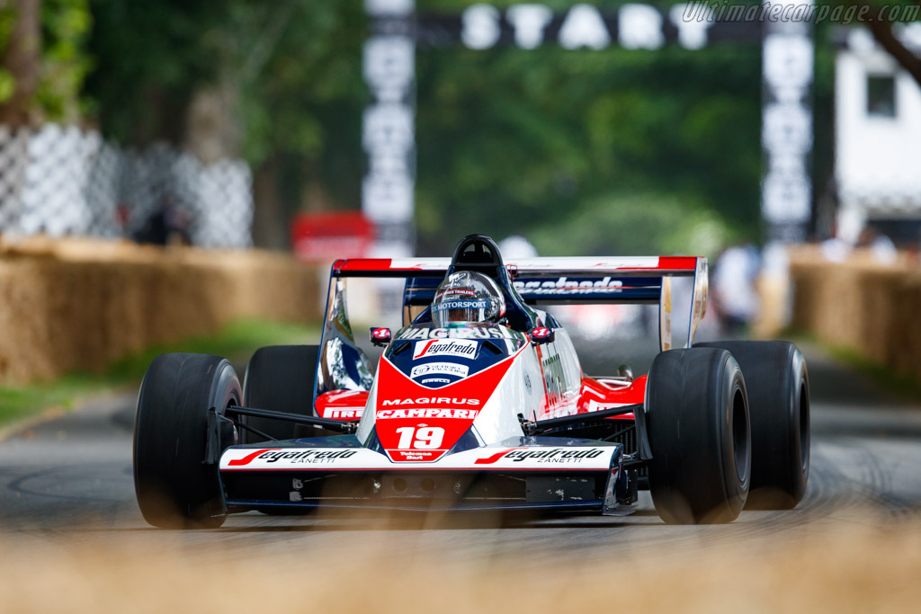 Ultimatecarpage.com tweet media