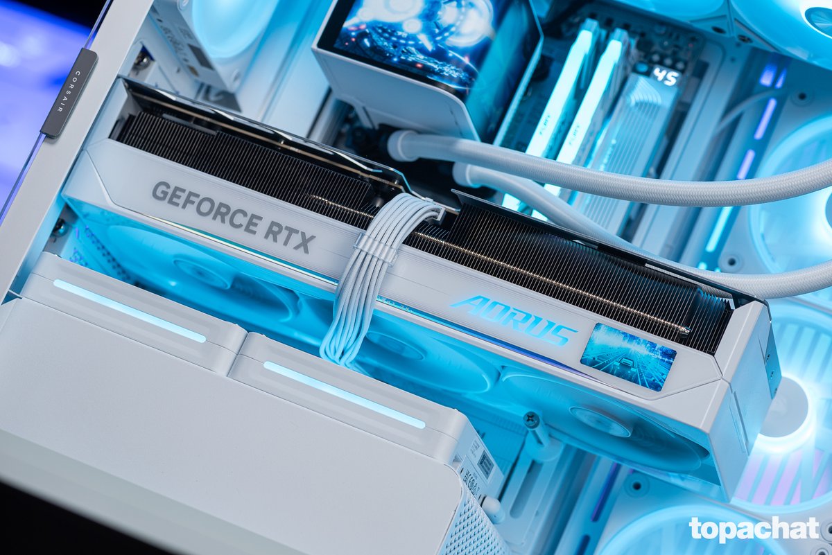 TopAchat tweet media