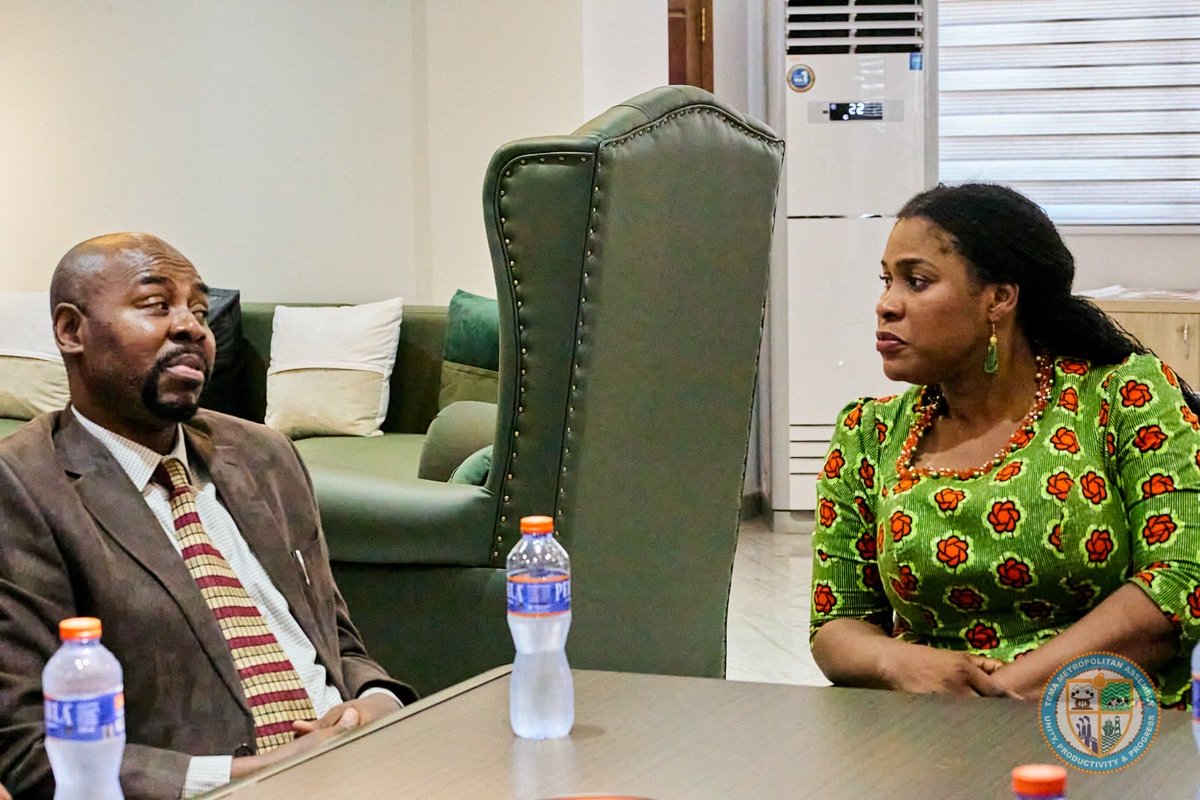 Ebi Bright tweet media