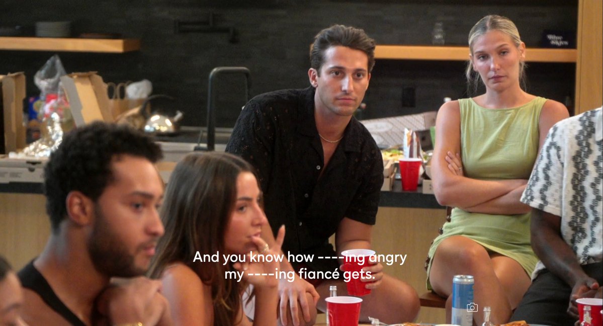 Reality Roast tweet media