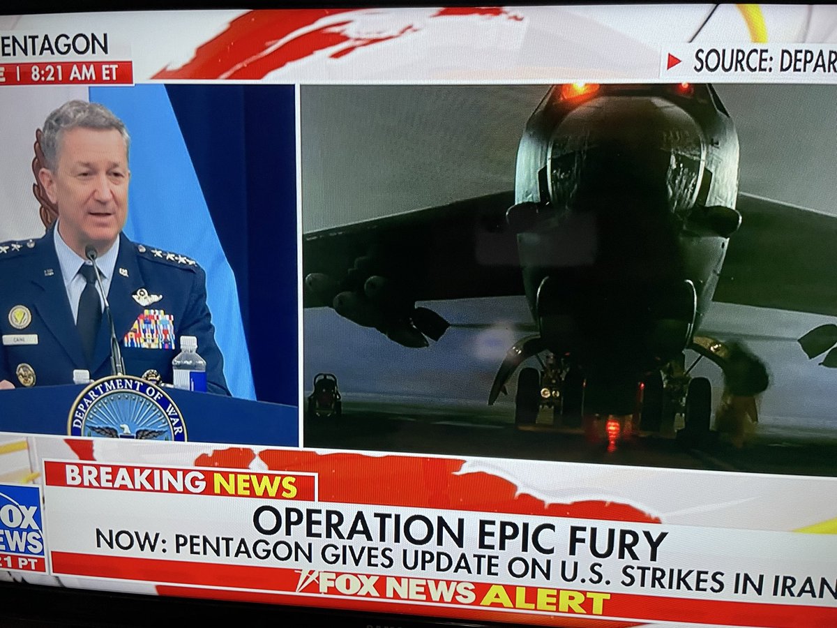 Michael Kelly tweet media