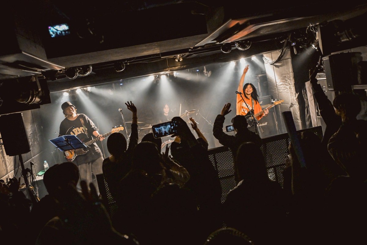 サンカゲツ tweet media