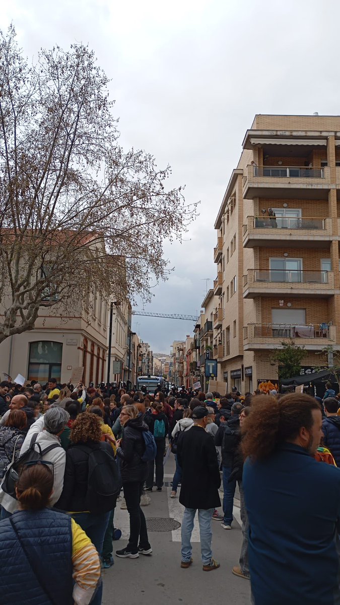 COS Maresme ♀☭ tweet media