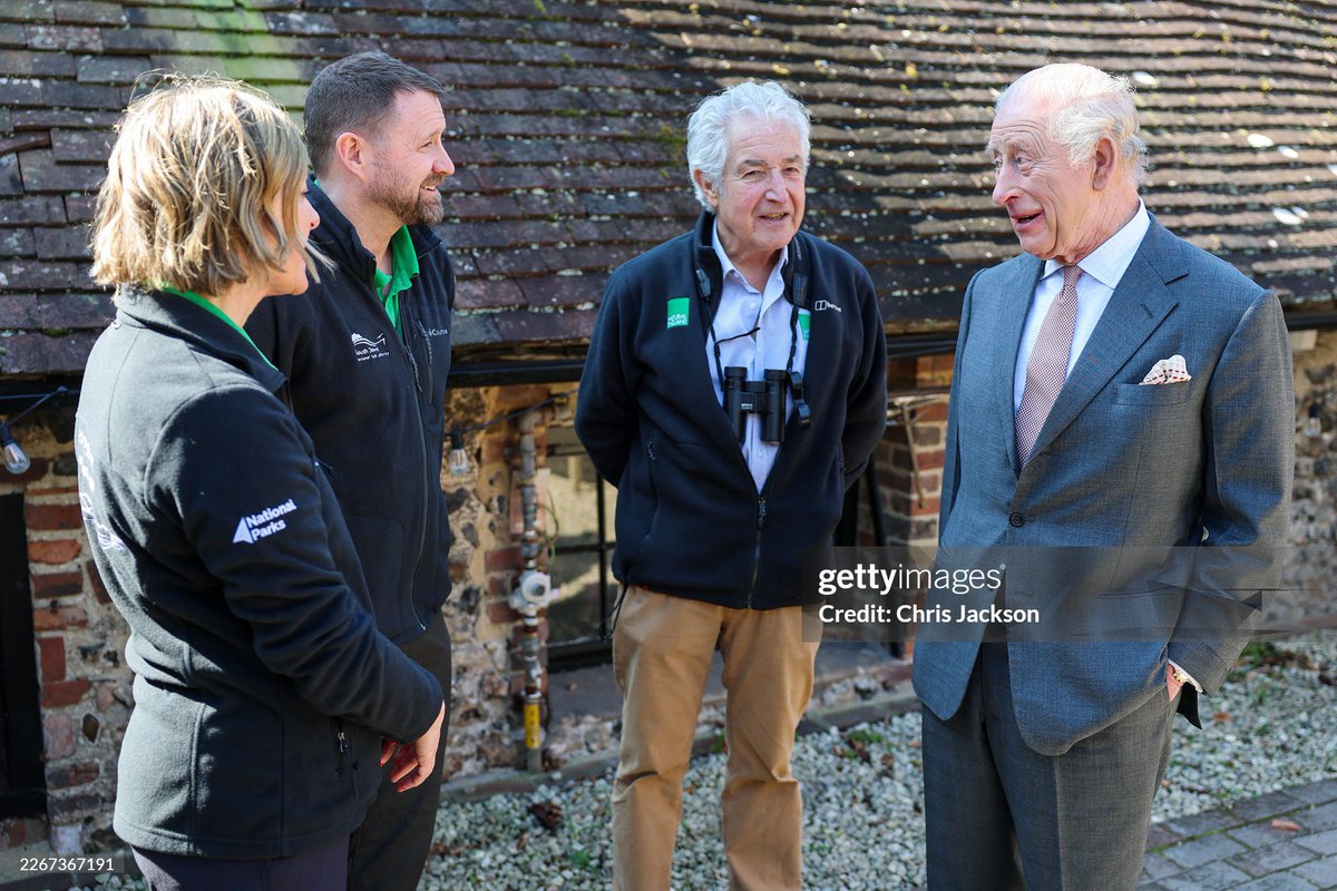 The Finsta Royal tweet media