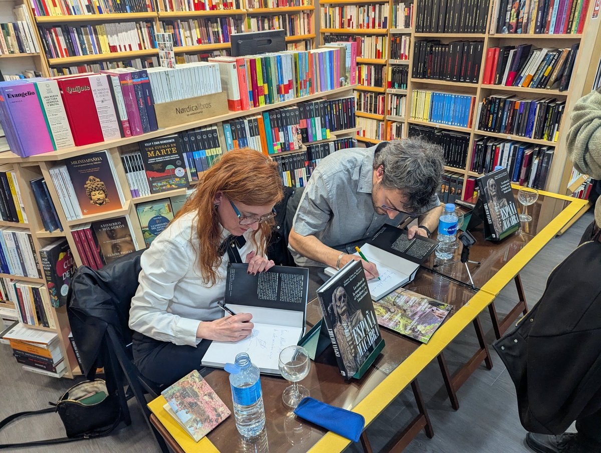 Livia en Roma tweet media