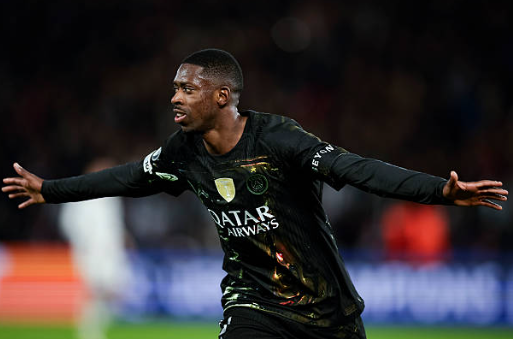 customwyd tweet media