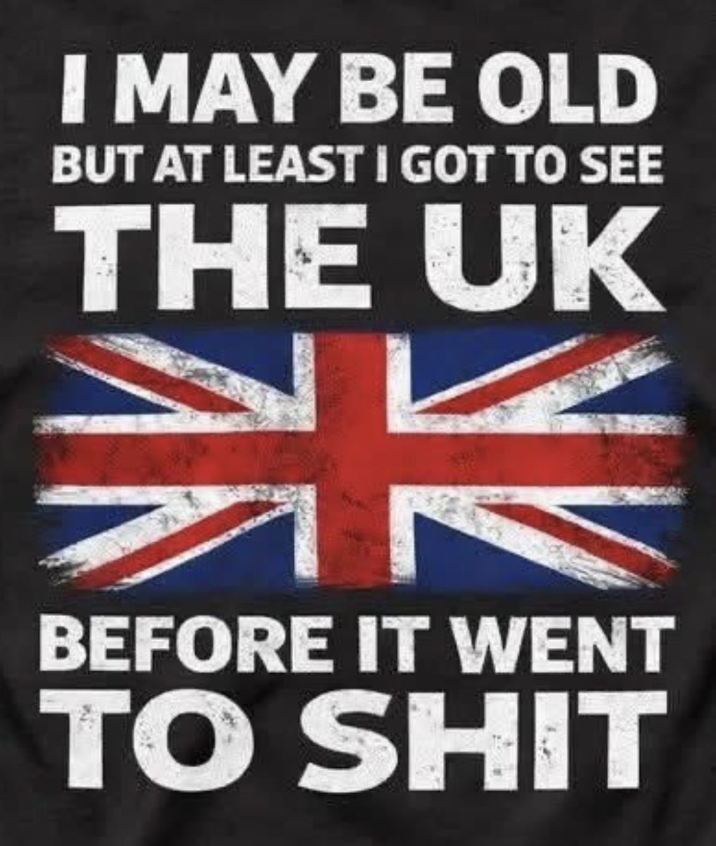 John.Smith Ordinary Englishman tweet media