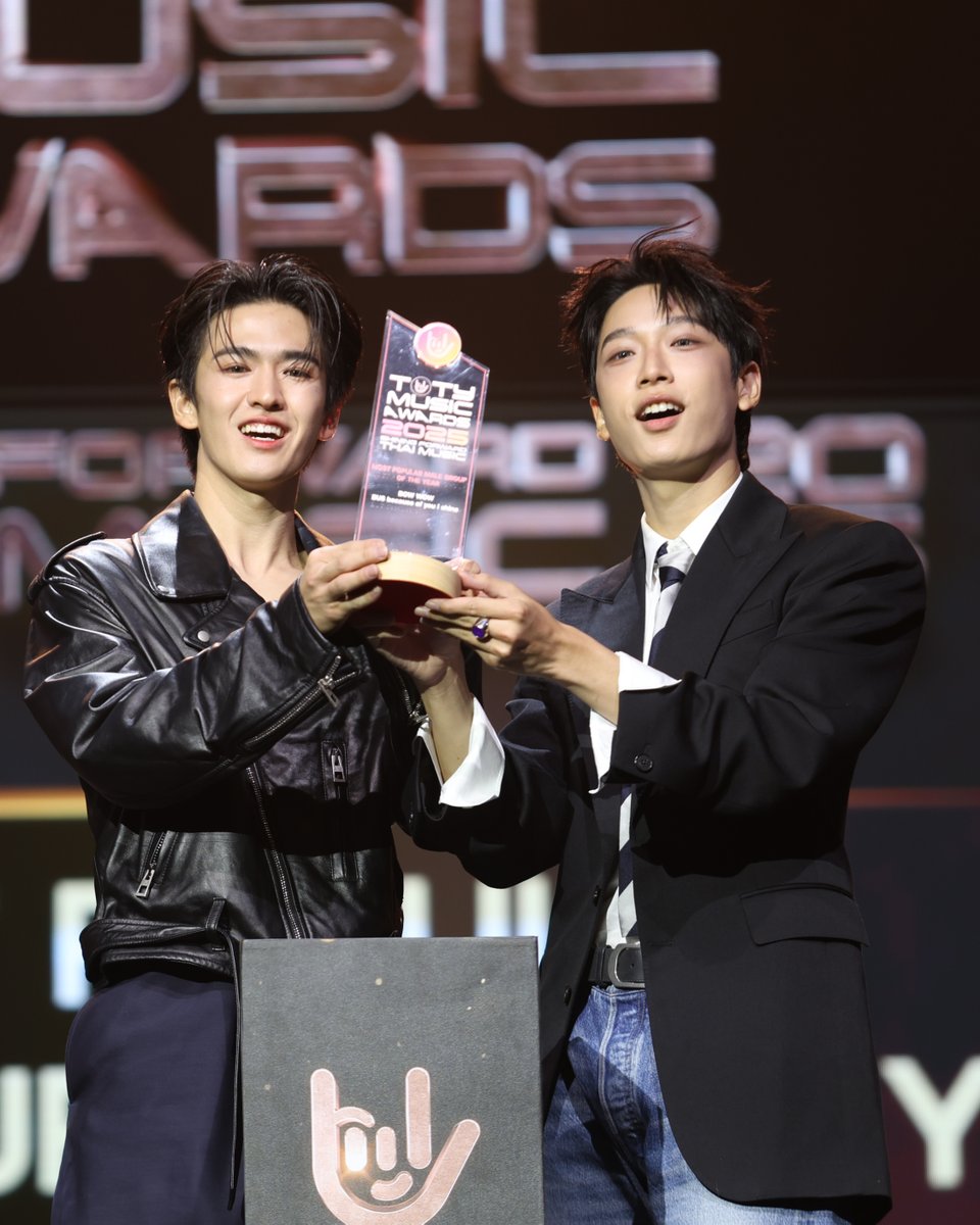 THE STANDARD POP tweet media