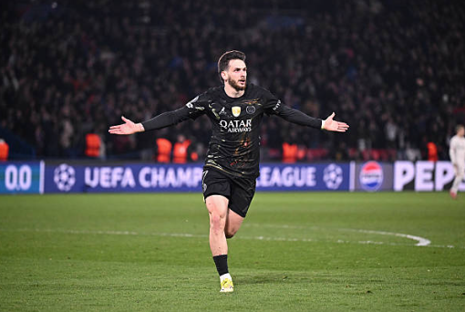 customwyd tweet media