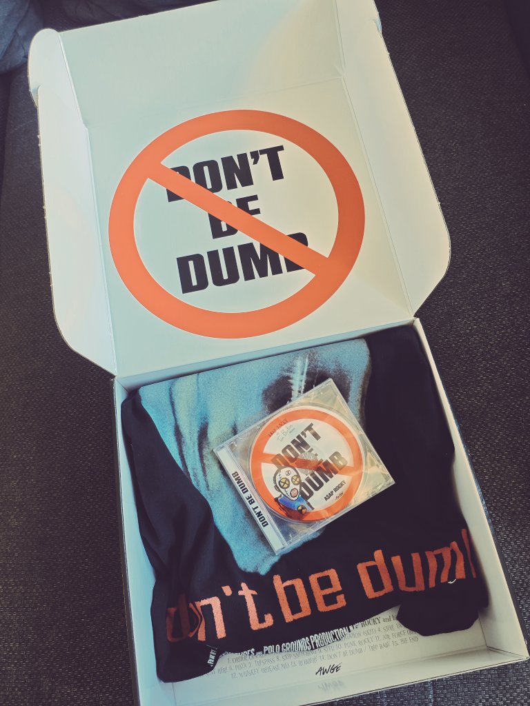 Flockyy_17 tweet media