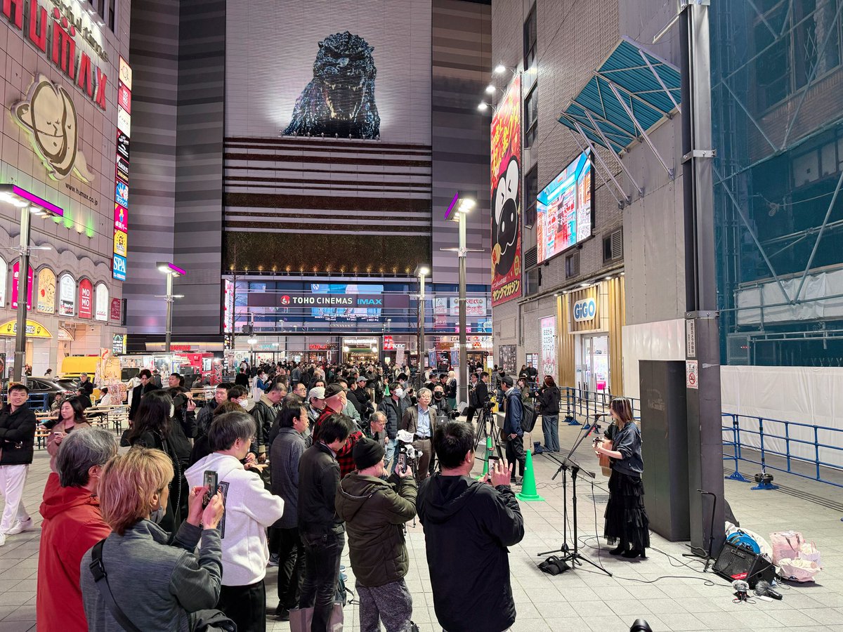 Kabukicho Street Live. info tweet media